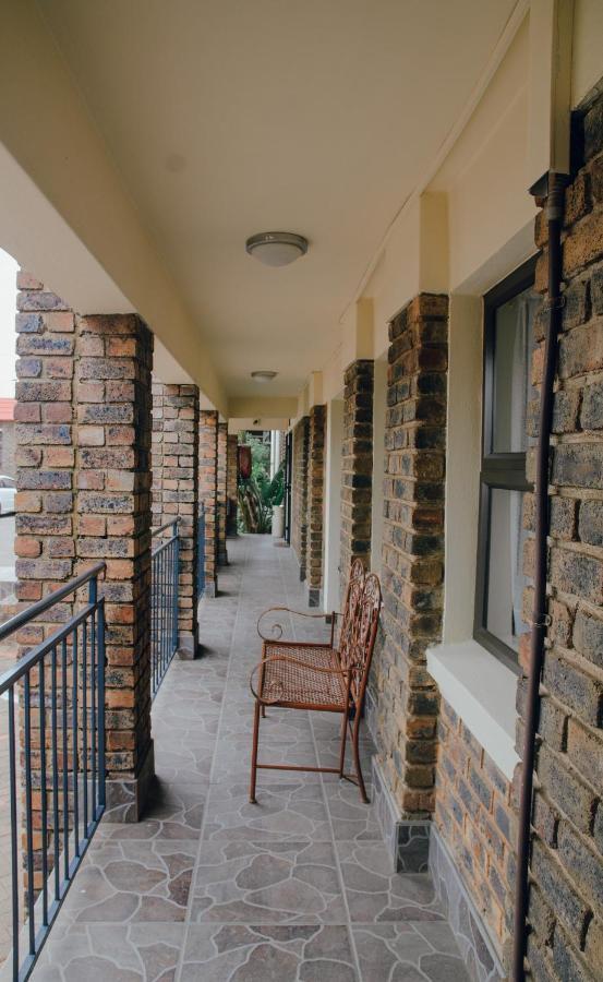 Towers Lodge Boksburg Exterior photo