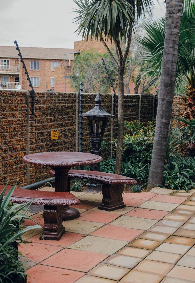 Towers Lodge Boksburg Exterior photo