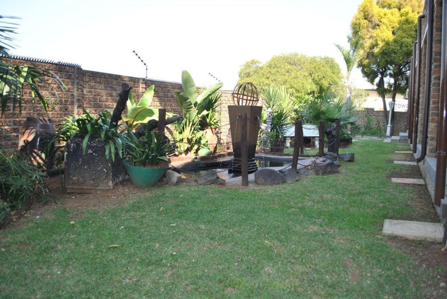 Towers Lodge Boksburg Exterior photo